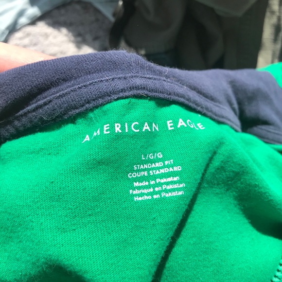 Colour-block Quarter-zip - Picture 3 of 3